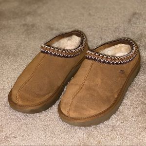 Women’s UGG Tasman Slipper size 8